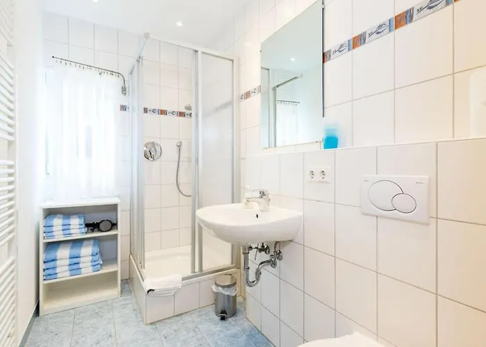 Walnut Modern Retreat Hodingen