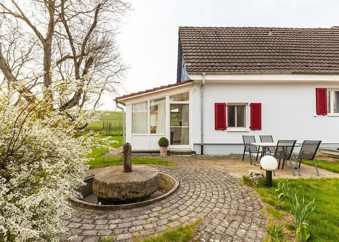 Walnut Modern Retreat Hébergement de vacances Hodingen